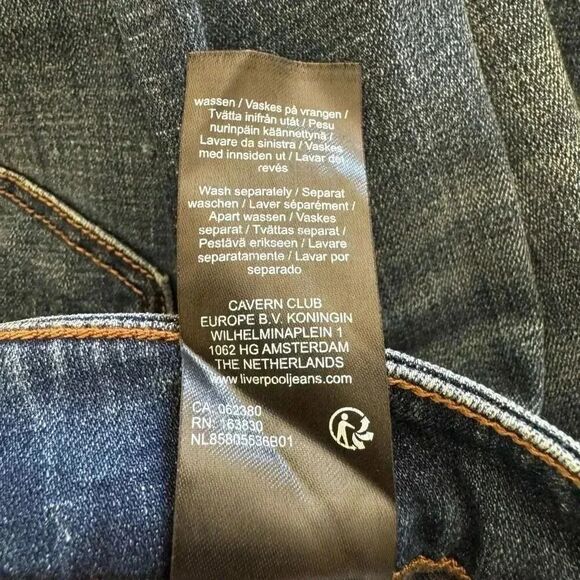 Liverpool Lucy High Rise Fly Button Bootcut Tall Long Dark Wash SZ 10 #2243 - Picture 12 of 14